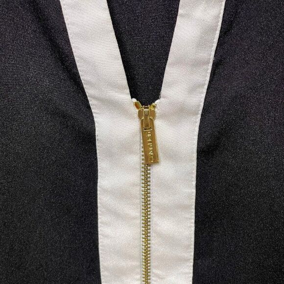 Black Collar Exposed with Roll up Sleeve Blouse Size M - Picture 7 of 15